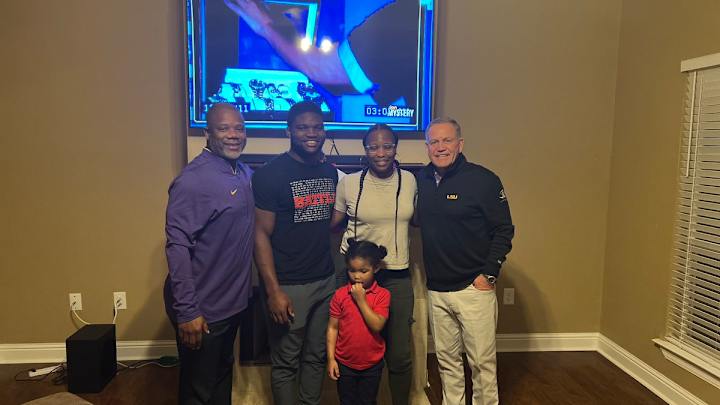 Recruits React to Successful LSU Visits, Raving on Social Media