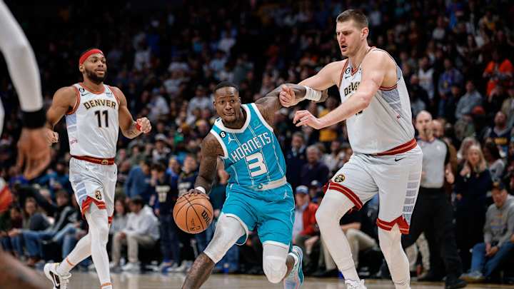 Nikola Jokic Posts Video Game-Like Numbers as Nuggets Down Hornets