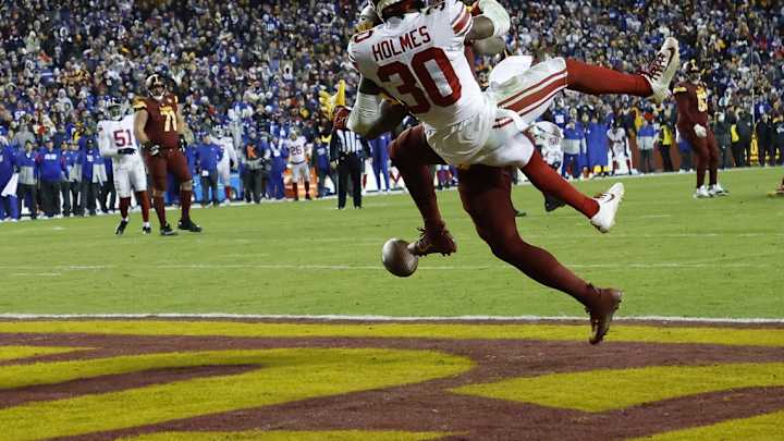 Officials Explain Two Crucial Non-Calls at End of Giants-Commanders Game Officials Explain Two Crucial Non-Calls at End of Giants-Commanders Game