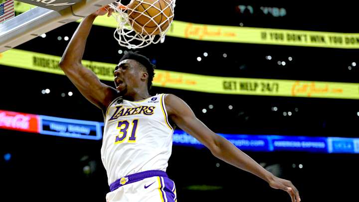 Lakers News: Bench Big Men Step Up Big-Time With Anthony Davis Out Vs. Wizards