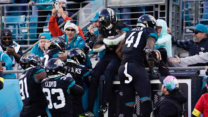 Jaguars 40, Cowboys 34: Game Balls