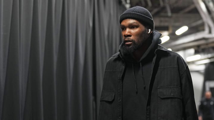 WATCH: Incredibly Wholesome Interaction Between Kevin Durant and Young Fan