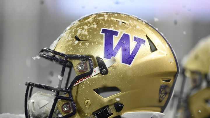 Huskies Rank in Top 3 Among Bounce-Back Teams with 6-Win Bump