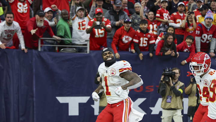 Best NFL Week 15 Performances: You won’t believe the plays by Jerick McKinnon and Rayshawn Jenkins