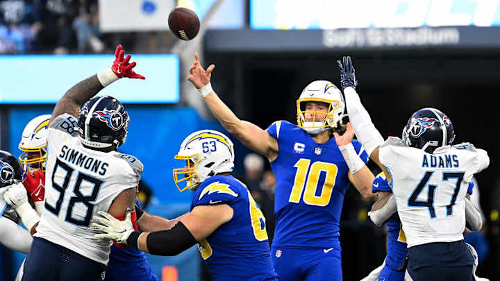 Takeaways From Chargers' 17-14 Week 15 Win Over Titans