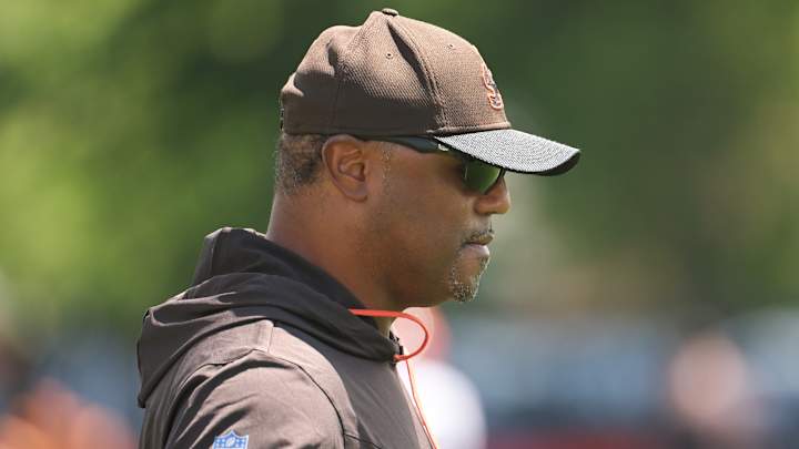 Kevin Stefanski Either Believes in Joe Woods or He Doesn't Kevin Stefanski Either Believes in Joe Woods or He Doesn't