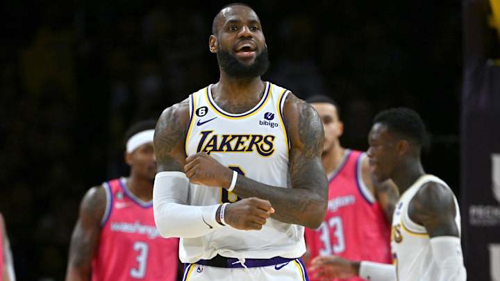 Lakers News: How LeBron James Recovered From Errant Pass To Seal A W