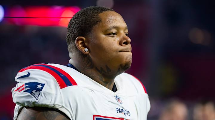 Patriots’ Brown ‘Likes’ Post Saying Team Should Reach Out to Tom Brady