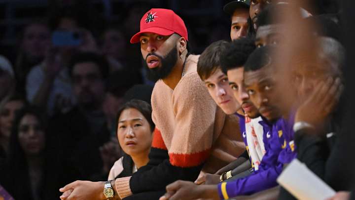 Lakers News: L.A. Facing Nightmare Scenario With Anthony Davis Potentially Out Much, Much Longer Than Anticipated