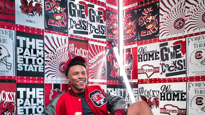 Desmond Umeozulu Signs Letter Of Intent