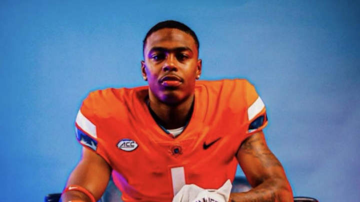 Four-star linebacker announces decision between FSU, Virginia, and South Carolina