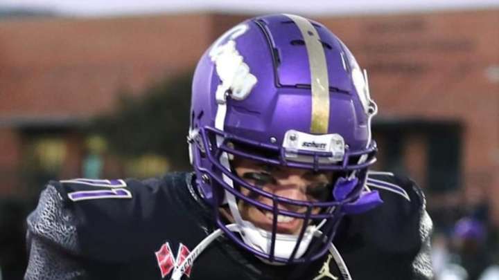 Knights Sign ‘Old School’ OL Johnathan Cline