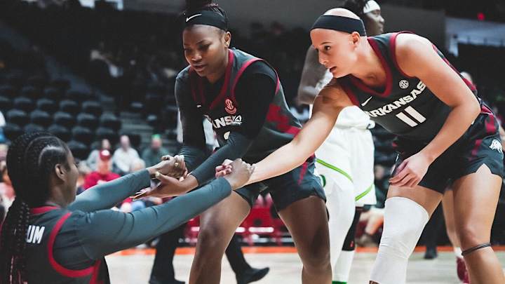 Oregon Hands Razorbacks First Loss of Season