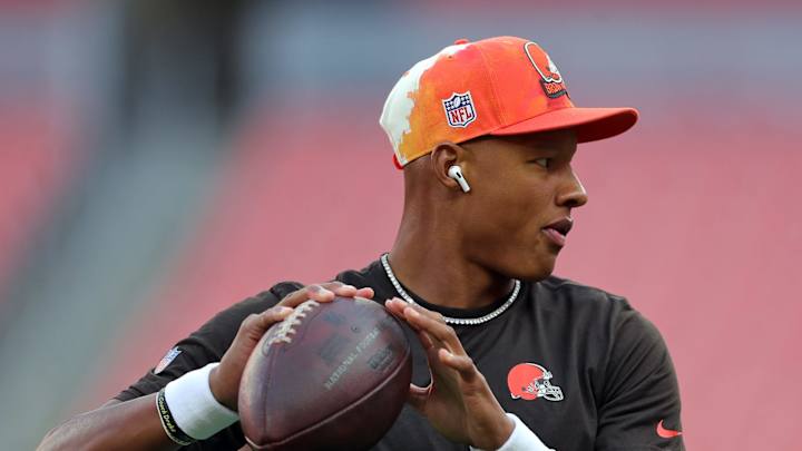 Titans Sign QB Josh Dobbs as Ryan Tannehill Deals With Injury