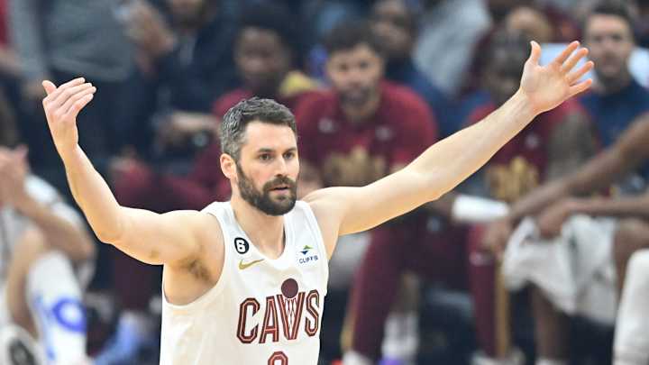 Cavs Finalizing Contract Buyout of Kevin Love