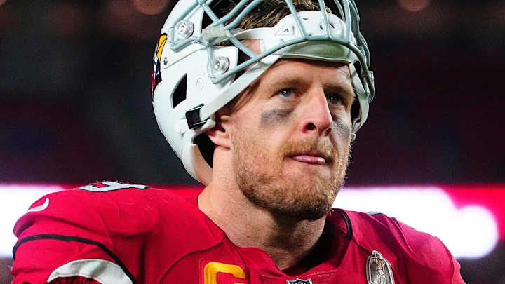 J.J. Watt Ends the Career of a Twitter Troll