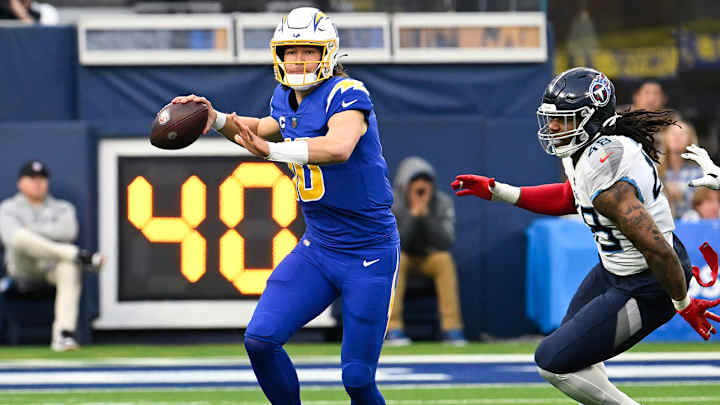 Chargers-Colts ‘Monday Night Football’ Week 16 Odds and Betting Preview