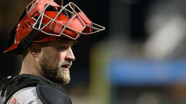 Chicago Cubs Replace Willson Contreras with 2x Gold Glove Catcher