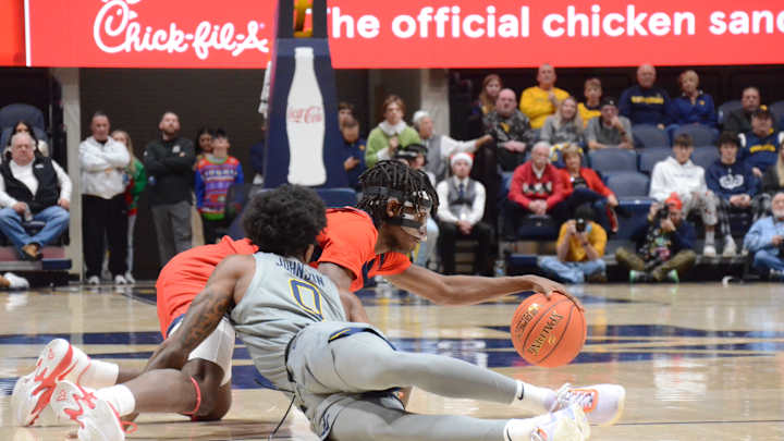 WVU - Stony Brook First Half Photo Gallery