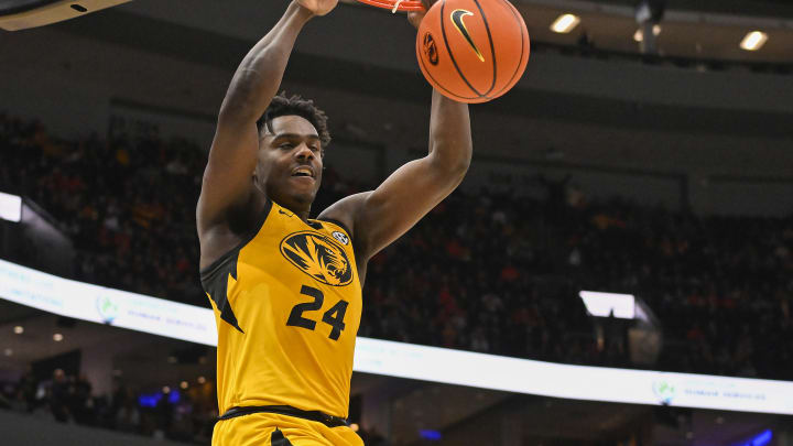 Mizzou Decimates No. 16 Illinois Behind 31 from Kobe Brown