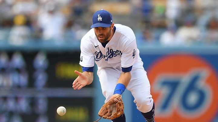 Dodgers: Chris Taylor Likely Won't Be a Prominent Option at Shortstop in 2023