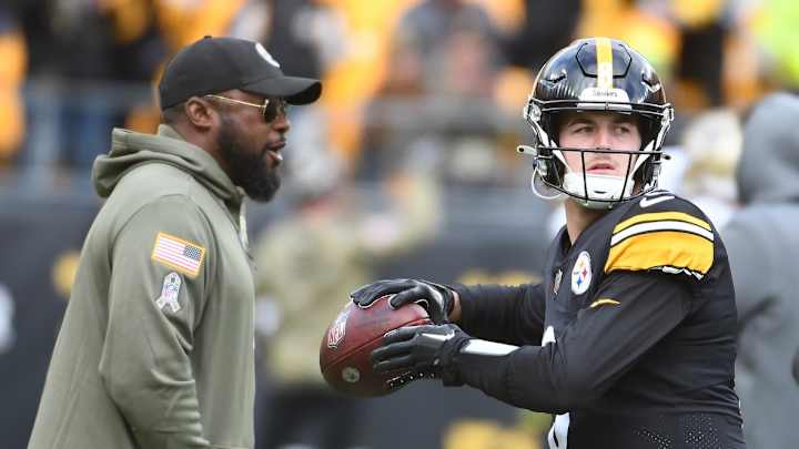 Steelers HC Mike Tomlin Blunt About Expectations for Kenny Pickett Moving Forward