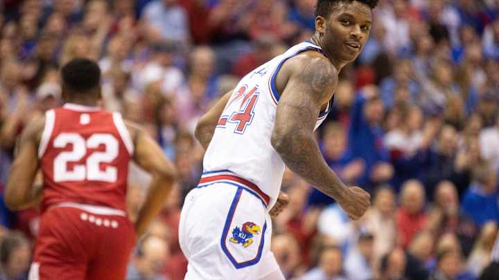 Player Ratings to the Theme of Characters on Suits Player Ratings to the Theme of Characters on Suits