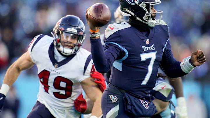 Willis 'Comfortable' But Can't Avoid Costly Miscue