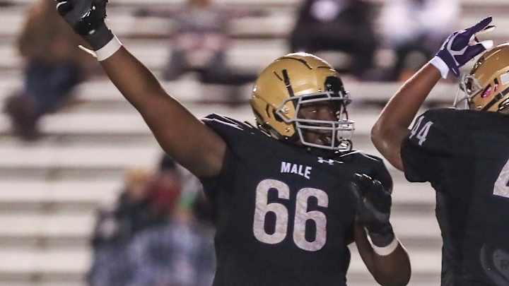 Local ‘23 DL William ‘Woo’ Spencer Includes Louisville in Top Schools