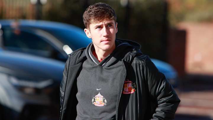 Sunderland will listen to offers in January but won't jeopardise the team - Tony Mowbray