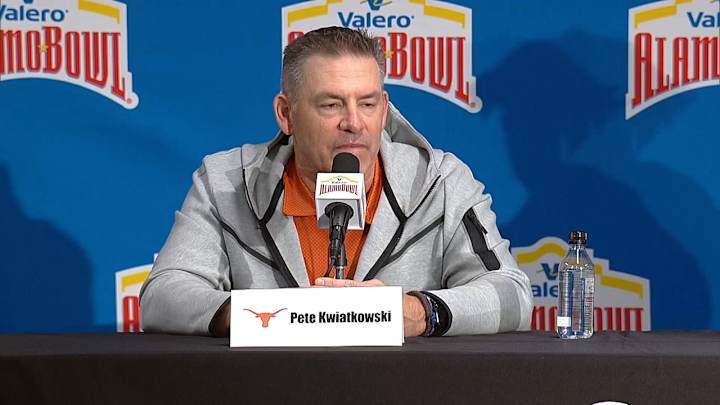 Kwiatkowski Seems to Relish Idea of Slowing UW Offense, Penix