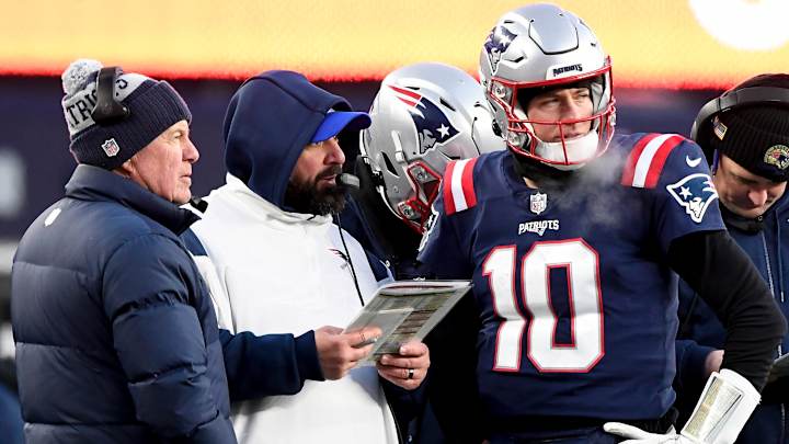 Bill Belichick Told Coaches to ’Not Be Too Hard’ on Mac Jones, per Report