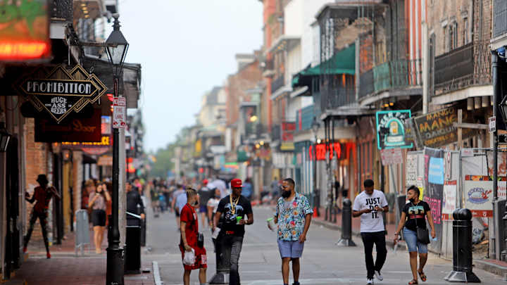 What are Alabama Football Players Doing in New Orleans? What are Alabama Football Players Doing in New Orleans?