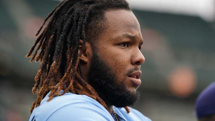 Vladimir Guerrero Jr. Posts Family Christmas Picture on Instagram