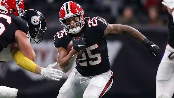 Cardinals vs. Falcons Week 17 Odds: Both Teams Try to Snap Long Losing Streak