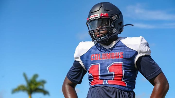 Elite '24 LB T.J. Capers Includes Louisville in Top Five