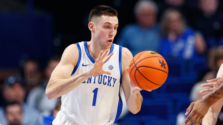 CJ Fredrick Believed to Have Suffered Dislocated Finger in Loss to Missouri CJ Fredrick Believed to Have Suffered Dislocated Finger in Loss to Missouri