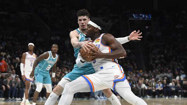 Home Sweet Home - Hornets Defeat Thunder in Return to Charlotte