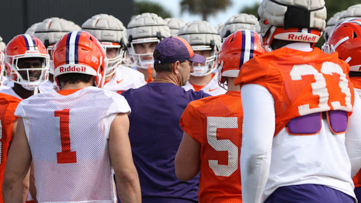 Odds and Ends: Is the Orange Bowl the Right Time to Back Clemson?