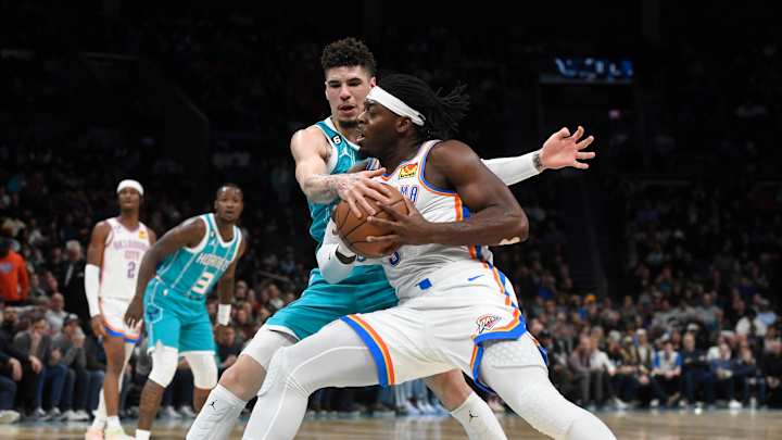 Late Collapse Leads to Thunder Loss in Charlotte