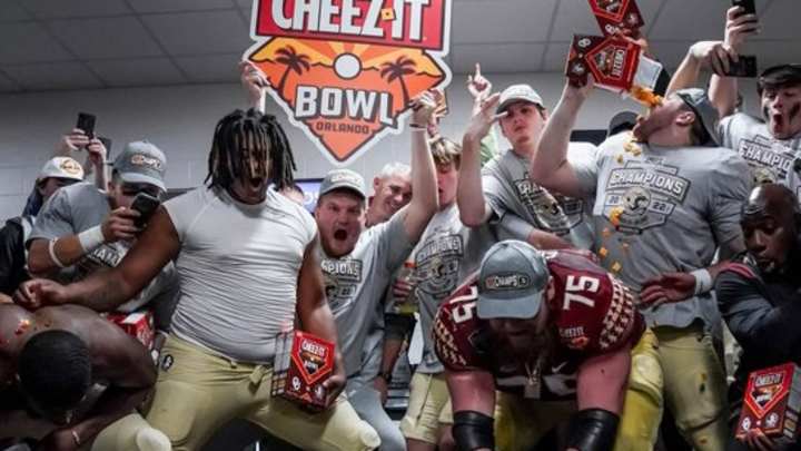 WATCH: Multiple offensive linemen break the rock after Florida State's victory against Oklahoma