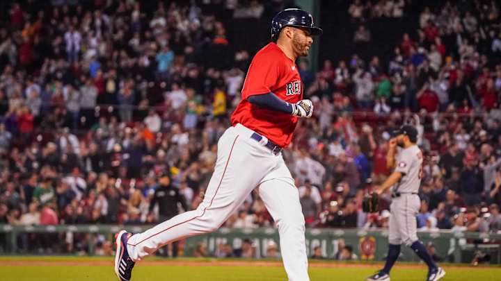 Dodgers Welcome JD Martinez to Team with Hype Video Online