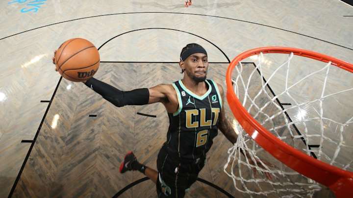 Jalen McDaniels Career Year has Gone Under the Radar