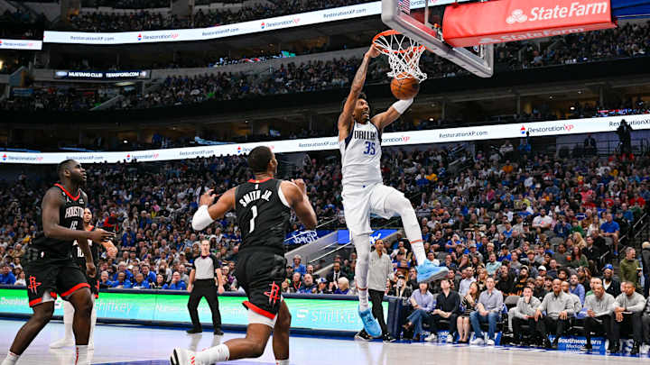 Doncic’s Mavs Win Fifth Straight: 3 Big Takeaways From Rockets Blowout