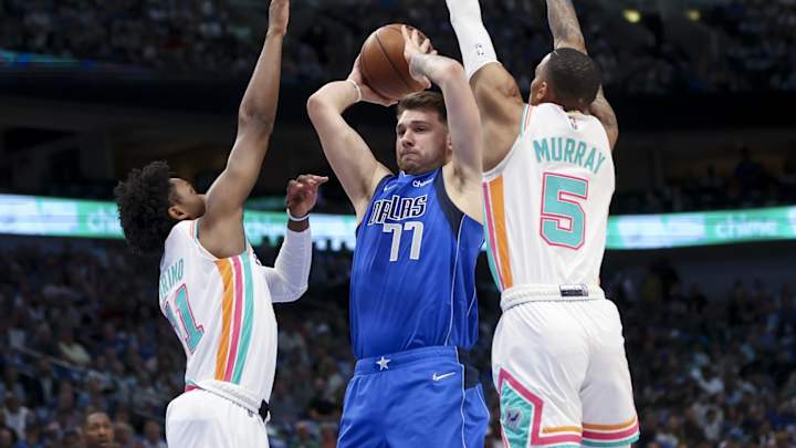 Spurs vs. Mavs Preview: How to Watch, Lineups, Injury Report