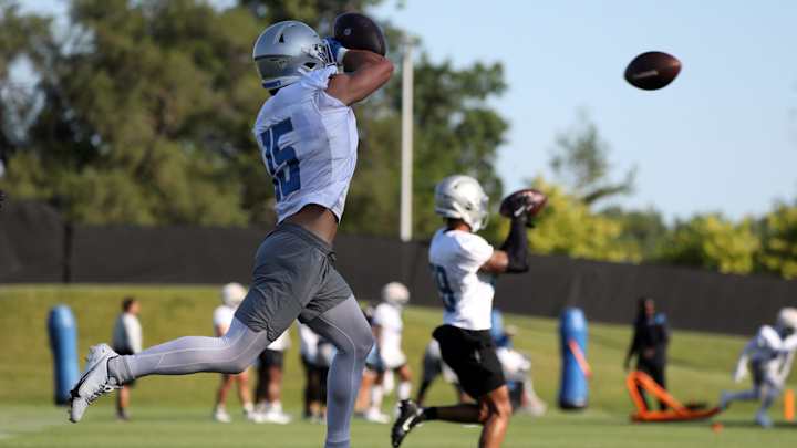 Lions Announce Roster Moves ahead of Bears Game