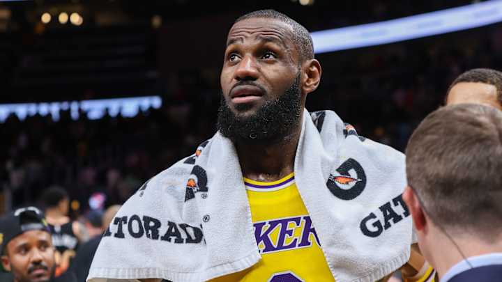 Eastern Conference Recap, Dec. 30: LeBron James Has 47-Point Performance to Beat the Atlanta Hawks on His 38th Birthday Eastern Conference Recap, Dec. 30: LeBron James Has 47-Point Performance to Beat the Atlanta Hawks on His 38th Birthday