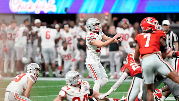 Ohio State’s Kicker Misses Would-Be Game-Winner Against Georgia in Closing Seconds Ohio State’s Kicker Misses Would-Be Game-Winner Against Georgia in Closing Seconds