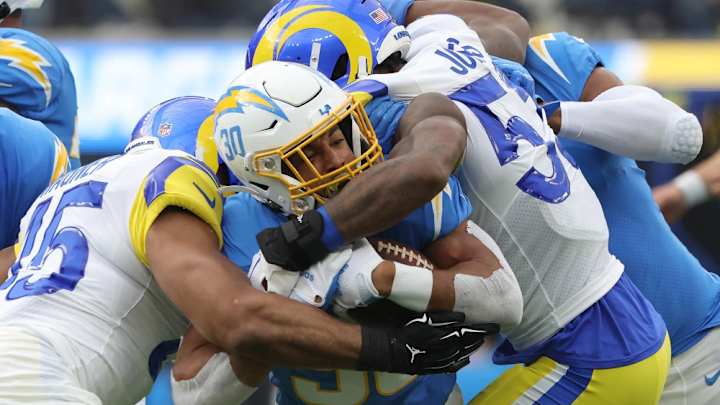 Rams Run Defense Implodes vs. Austin Ekeler, Chargers