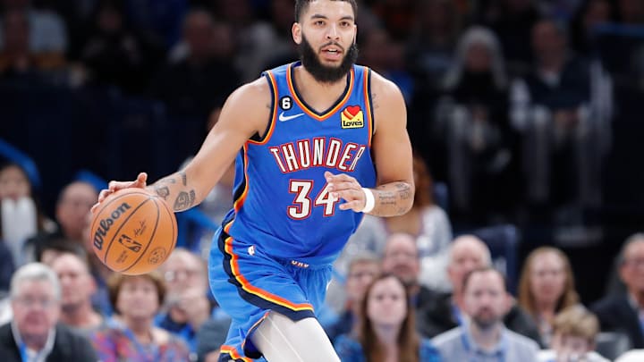 Kenrich Williams Will be Perfect 'Glue Guy' For OKC Thunder Kenrich Williams Will be Perfect 'Glue Guy' For OKC Thunder